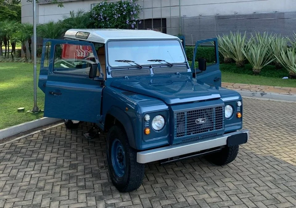 Land Rover Defender 110 1996 — Brazilian Classic Cars